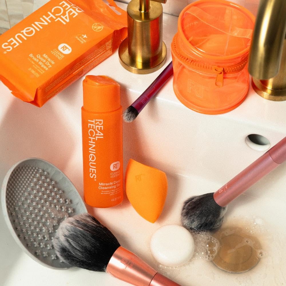 Głęboko oczyszczający żel do mycia pędzli i gąbek do makijażu Real Techniques (118 ml)